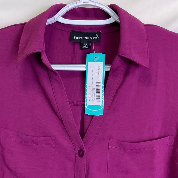 Fortune + Ivy Short-Sleeve Button-Down Shirt in Burgundy - Picture 6 of 10